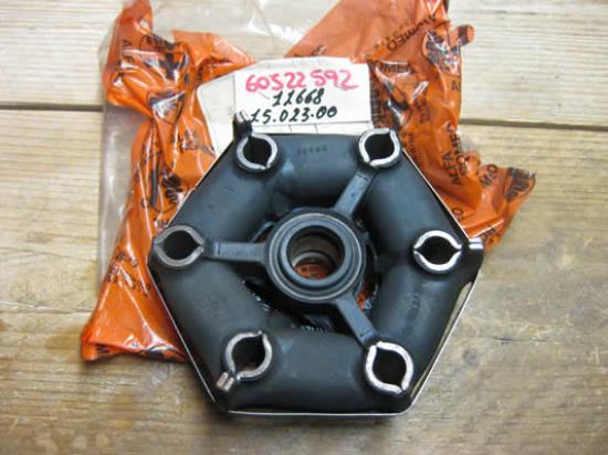 60522592 Hardyschijf achter Alfa 75 RZ SZ 1.8TB 2.5 3.0 2.4