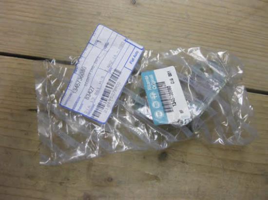 1345736080 Slotplaat