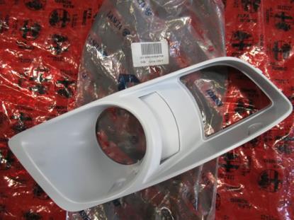 156058979 Sierstuk voorbumper rechts