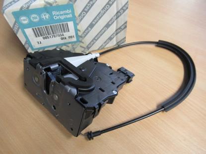 51797558 Deurslot rechter voorzijde