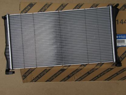 46834067 Radiateur