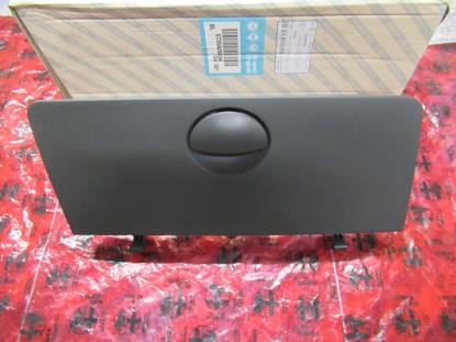 735426036 Klep dashboardkastje