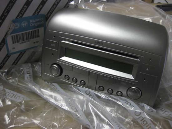 735437287 Radio cd speler Lancia Ypsilon