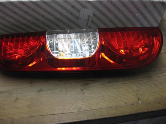 51755145 Achterlicht links