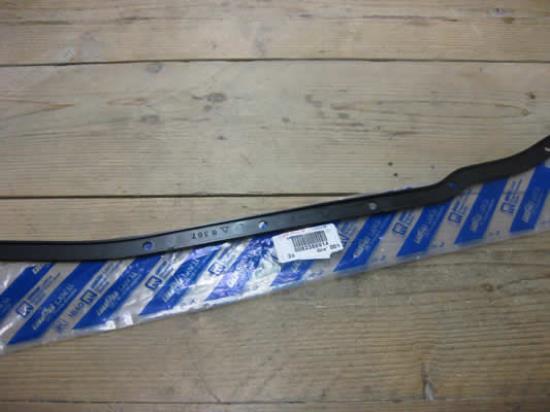 82386914 Sierstrip voordeur links