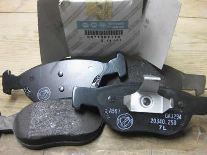 77362170 Remblokset voorzijde