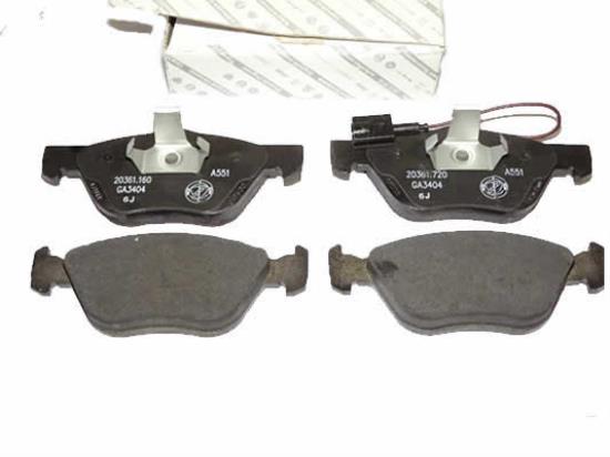 77362193 Remblokset voorzijde