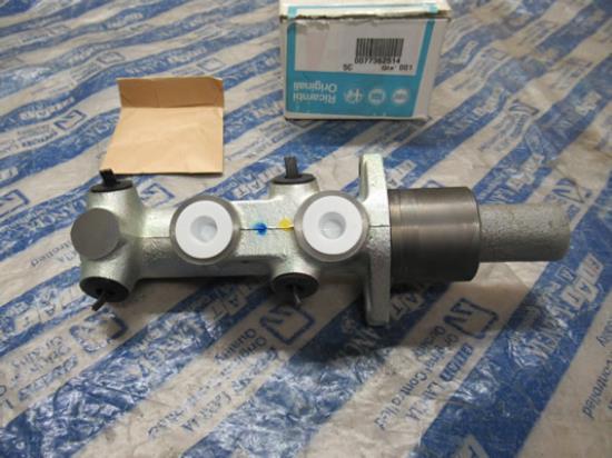 77362514 Hoofdremcilinder