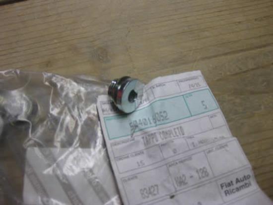 504016052 Plug motorblok M14x1.5