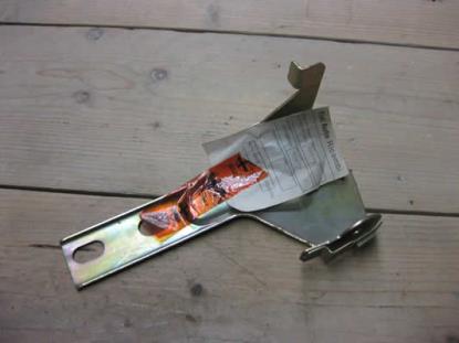 60538894 Montage beugel voorbumper links Alfa 33 907