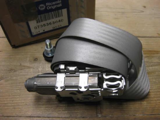 735363040 Veiligheidsgordel links