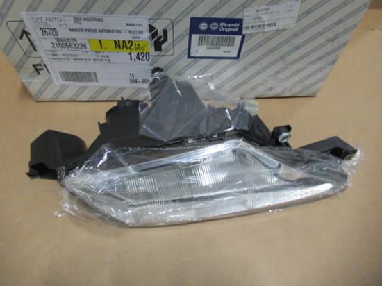 46787682 Koplamp rechterzijde