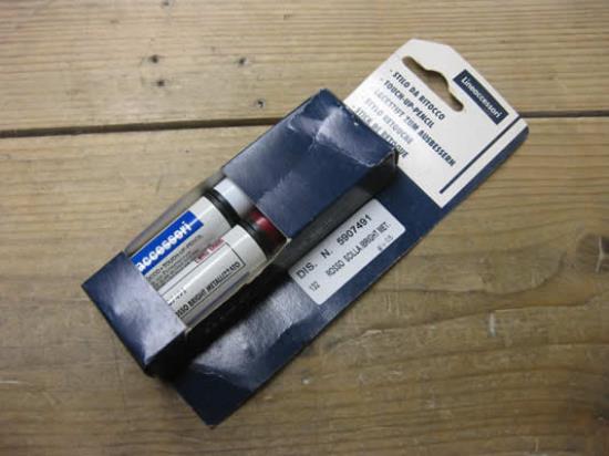 5907491 Lakstift 132 Rosso Scilla Bright Met