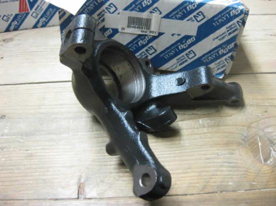 46468136 Fusee voorzijde rechts