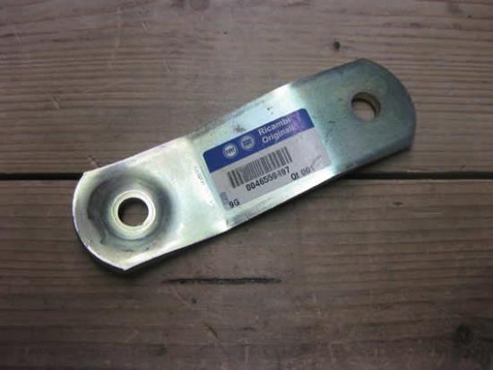 46559497 Montage beugel bladveer achterzijde Fiat Doblo