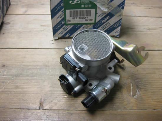 71787517 Gasklephuis 1.8 16v