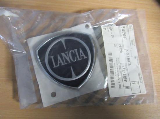 51809097 Embleem achterklep