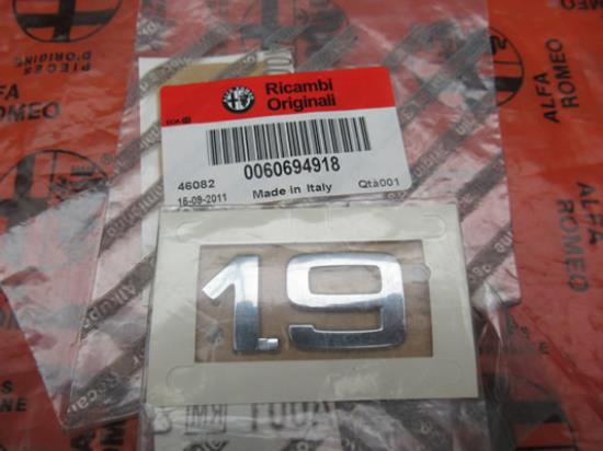 60694918 Embleem 1.9