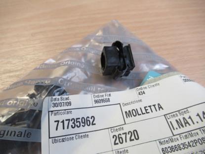 71735962 Montageklem dashboard