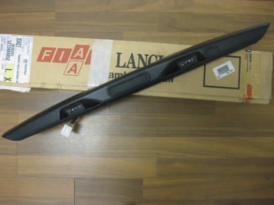 735330930 Kenteken verlichting incl schakelaar voor openen bovendeel Fiat Stilo SW