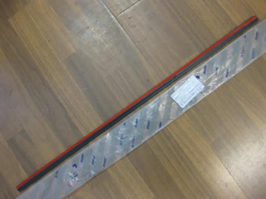 51732930 Montagestrip voorruit