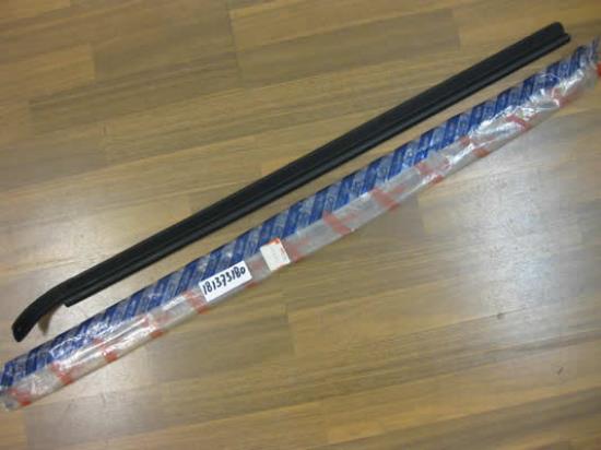 181373180 Instap lijst rechts