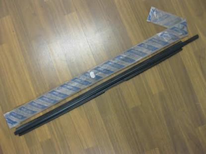 7775658 Raamlijst voordeur links