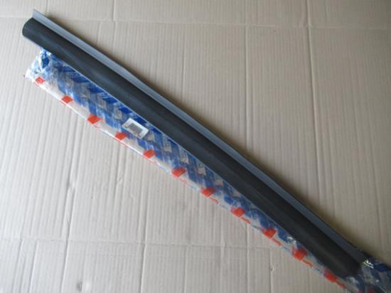 735281326 Spoiler bumper voorzijde