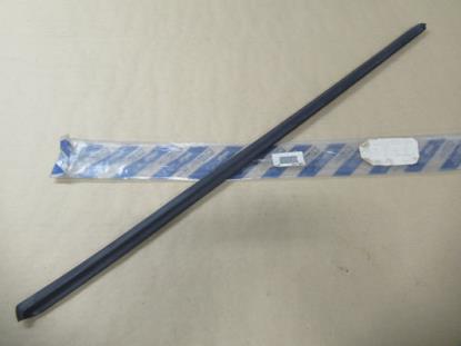 46523443 Raamlijst voordeur links