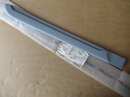 735393459 Stootstrip rechtsachter