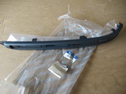 9464230988 Stootstrip achterbumper links