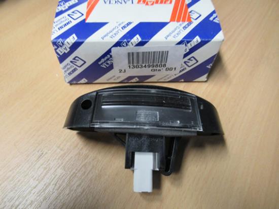 1303499808 Kentekenverlichting