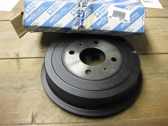 7774593 Remtrommel achterzijde