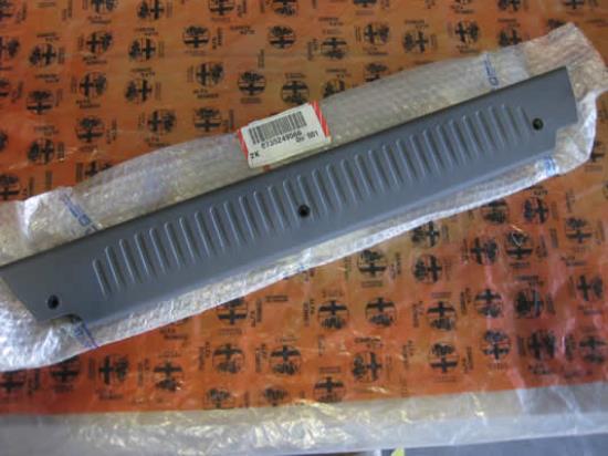 735249566 Kunststof dorpellijst achterdeur rechterzijde