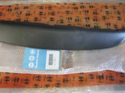 735474183 Sierlijst voorbumper links