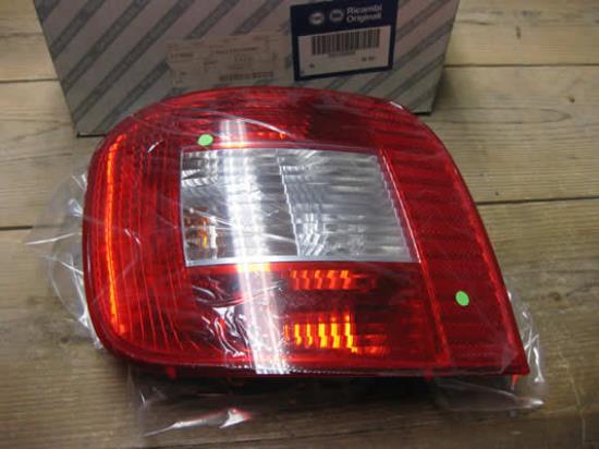 51720553 Achterlicht links