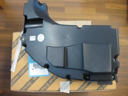 51743584 Subwoofer in kofferruimte