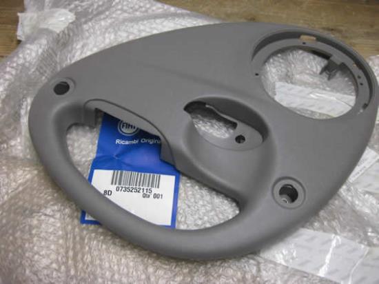 735252115 Kunststof sierstuk bij deurgreep voordeur rechts