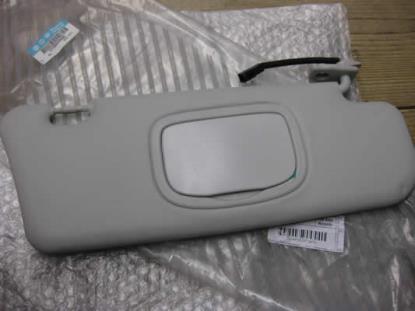 735420448 Zonneklep rechterzijde