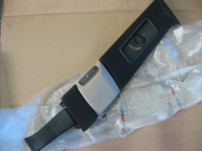 156031033 Bekleding b-stijl rechts