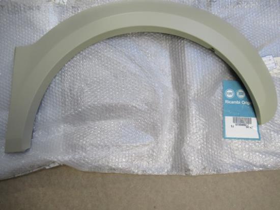 735405312 Sierlijst voor wielkuip rechterzijde