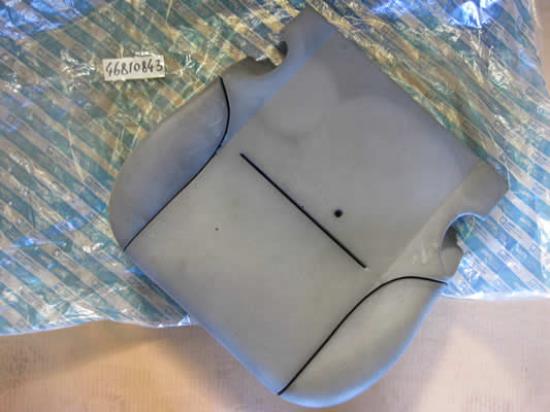 46810843 Schuimvulling stoelzitting linker voorzijde