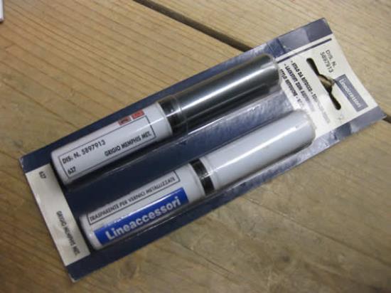 5897913 Lakstift 637 Grigio Memphis Met