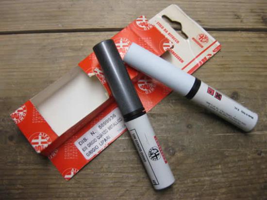 5899936 Lakstift 639 Grigio Quarzo Metallico en Grigio Lipari