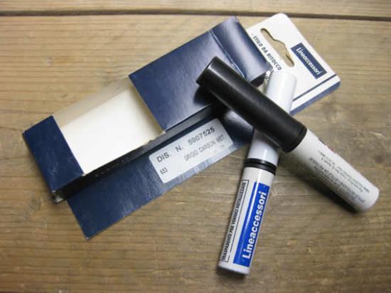 5907525 Lakstift 653 Grigio Carbon Met