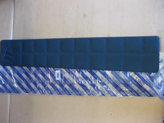 714688030 Bekleding links achter