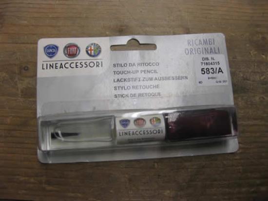 71804315 Lakstift 583A Rosso Rubino Met