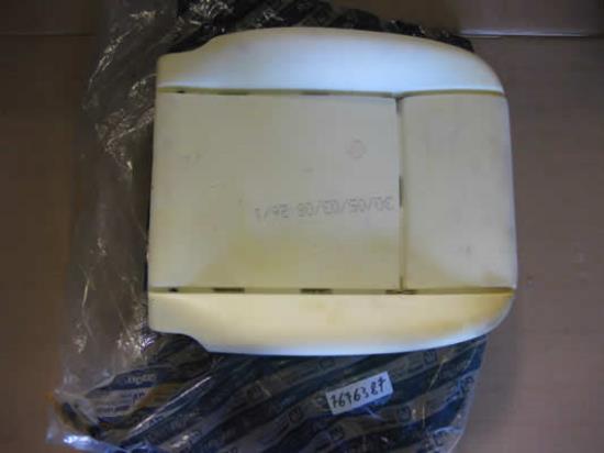 7676387 Schuimvulling stoelzitting voorzijde