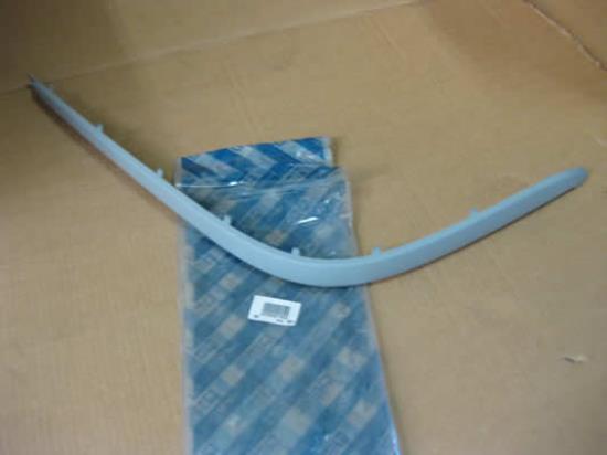 735267933 Stootstrip achterbumper rechts