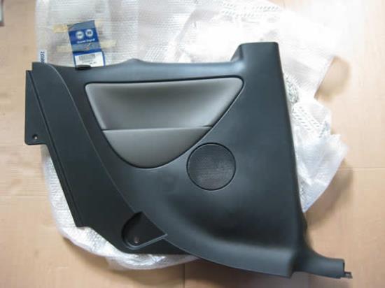 735388291 Bekleding links achter